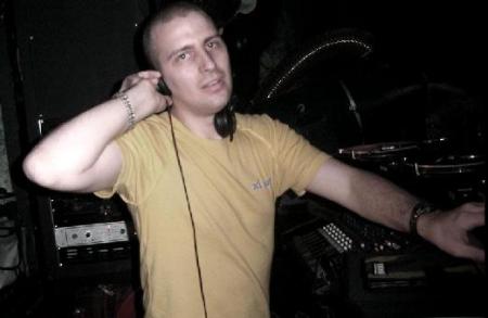 DJ JOACHIM J